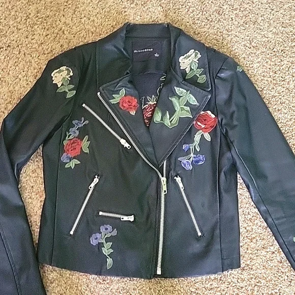 MockLeather biker Jacket with floral embroidery. - Picture 2 of 9